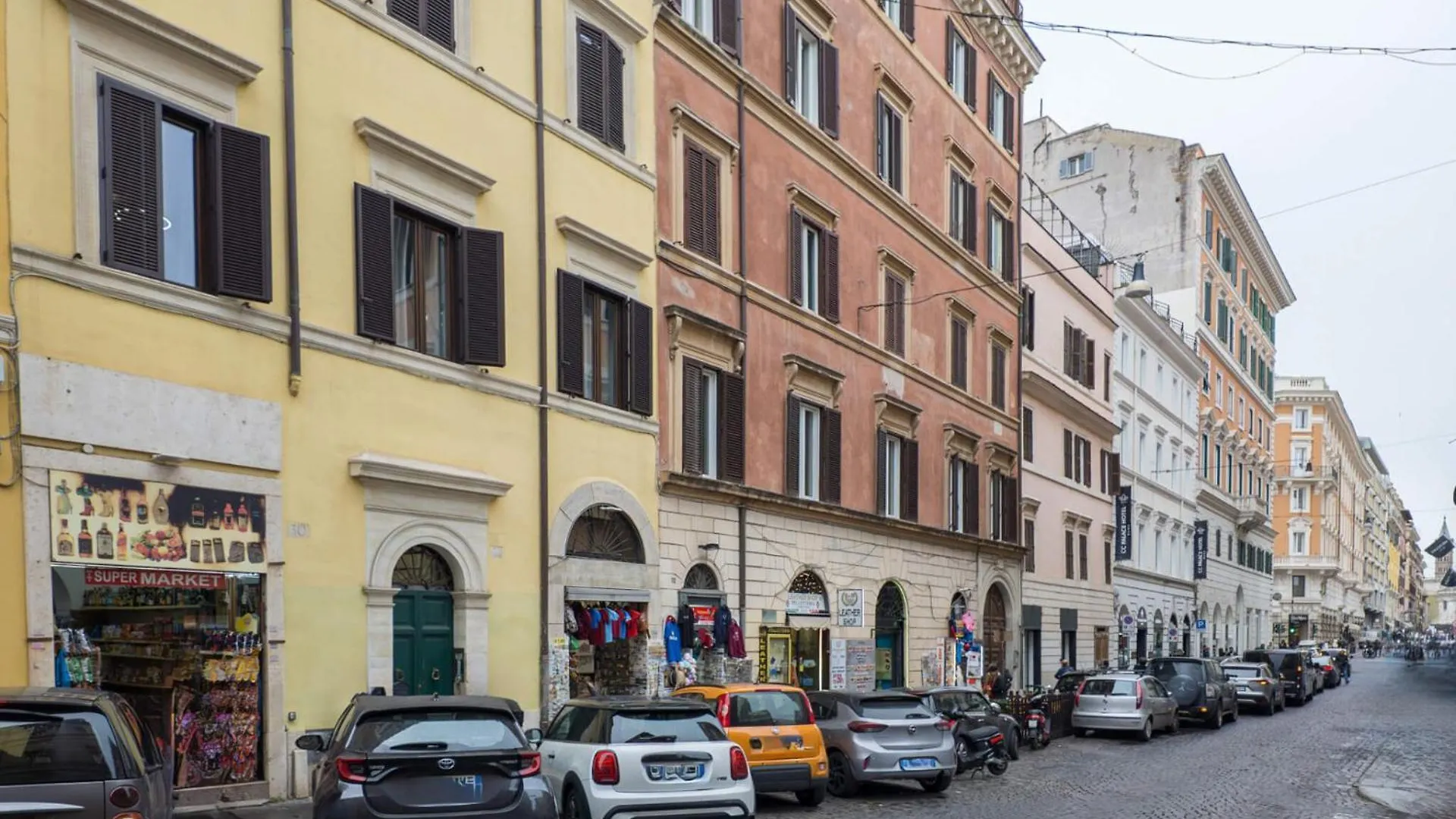 The Best Rent - One-Bedroom Apartment In A Quiet, Classically Styled Corner Near The Quirinale Rome 0*,