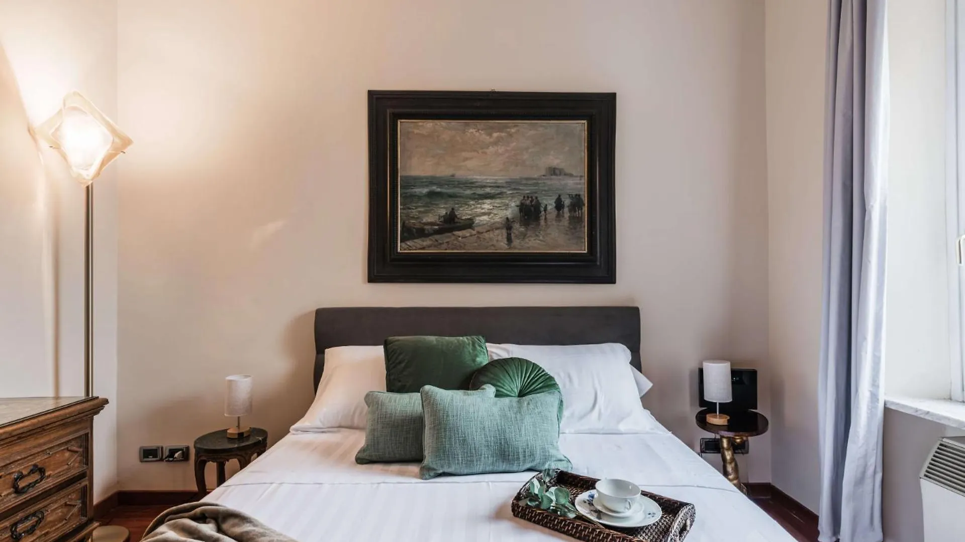 The Best Rent - One-Bedroom Apartment In A Quiet, Classically Styled Corner Near The Quirinale Rome 0*,